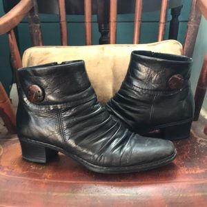 Black leather Rieiker ankle boots
